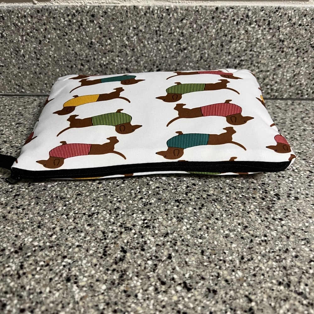 🐾DACHSHUND COSMETIC💄BAG - Picture 4 of 10